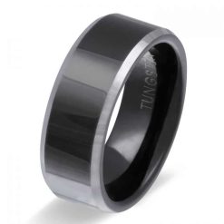 Herrenring mit Gravur "Back Beauty"- (c) baslina.com