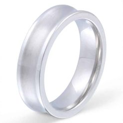 Herrenring mit Gravur "Beja" - (c) baslina.com