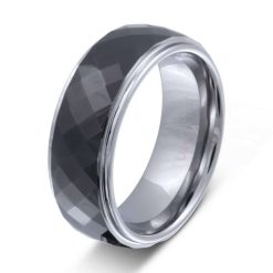 Herrenring mit Gravur "Black Caro"- (c) baslina.com