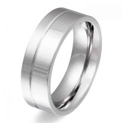 Herrenring mit Gravur "Chloa" - (c) baslina.com
