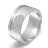 Herrenring mit Gravur "Darfield"- (c) baslina.com