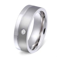 Damenring mit Gravur "Ecilia" - (c) baslina.com