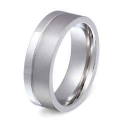 Herrenring mit Gravur "Ecilia" - (c) baslina.com
