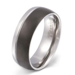 Herrenring mit Gravur "Fargo"- (c) baslina.com