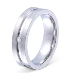 Damenring mit Gravur "Josephine"- (c) baslina.com