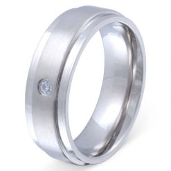 Damenring mit Gravur "Lamia"- (c) baslina.com