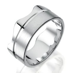 Herrenring mit Gravur "Limeira"- (c) baslina.com