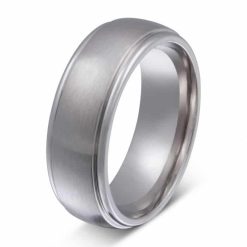 Herrenring mit Gravur "Lona"- (c) baslina.com