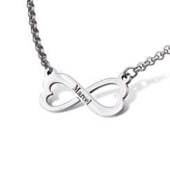 Anhänger mit Gravur "Sarovar" inkl. Kette- (c) baslina.com