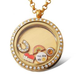 Medaillon mit Gravur und Charms "Eni"- (c) baslina.com