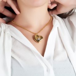 Medaillon mit Gravur und Charms 