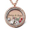 Medaillon mit Gravur und Charms "Zoel"- (c) baslina.com